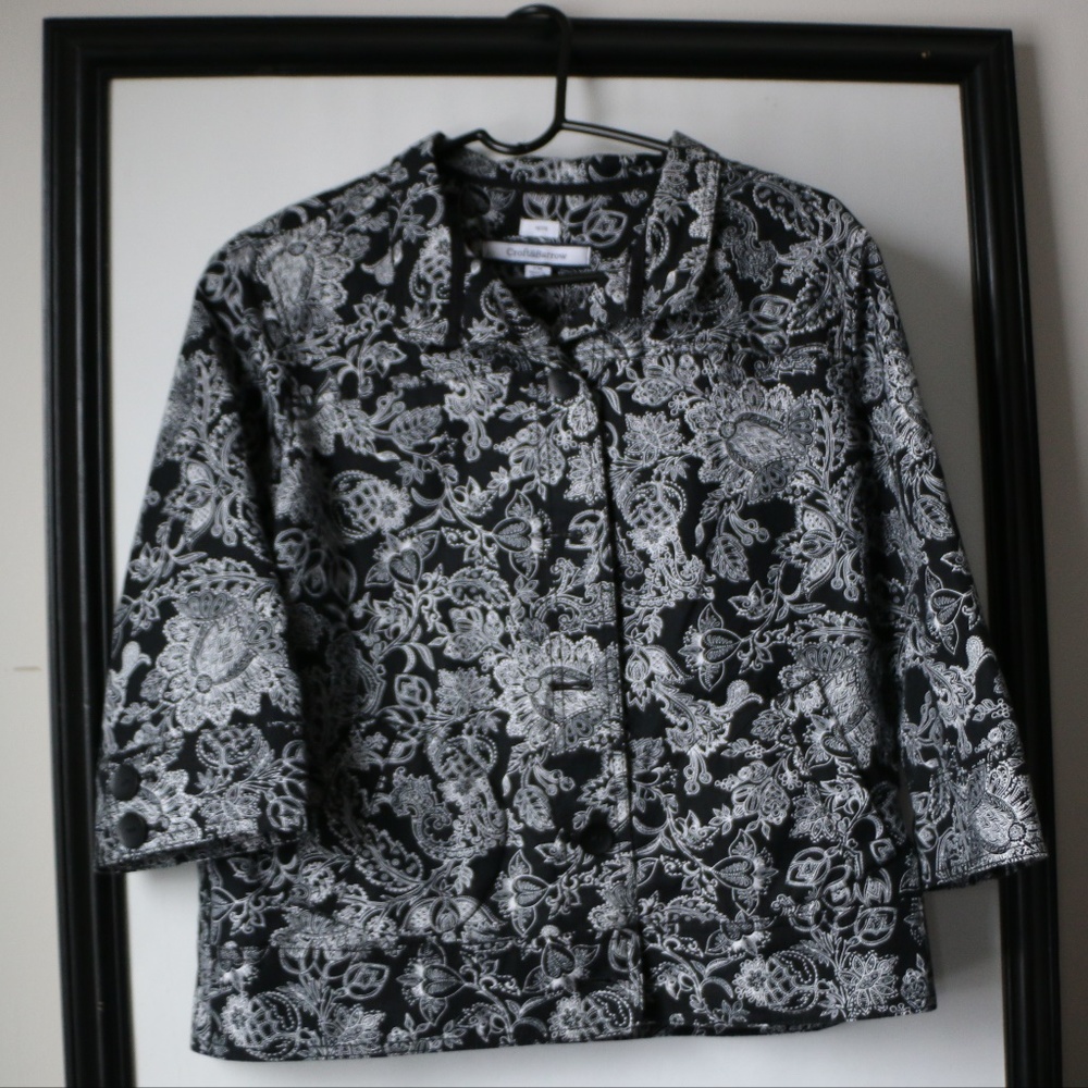 Croft & Barrow Button Up